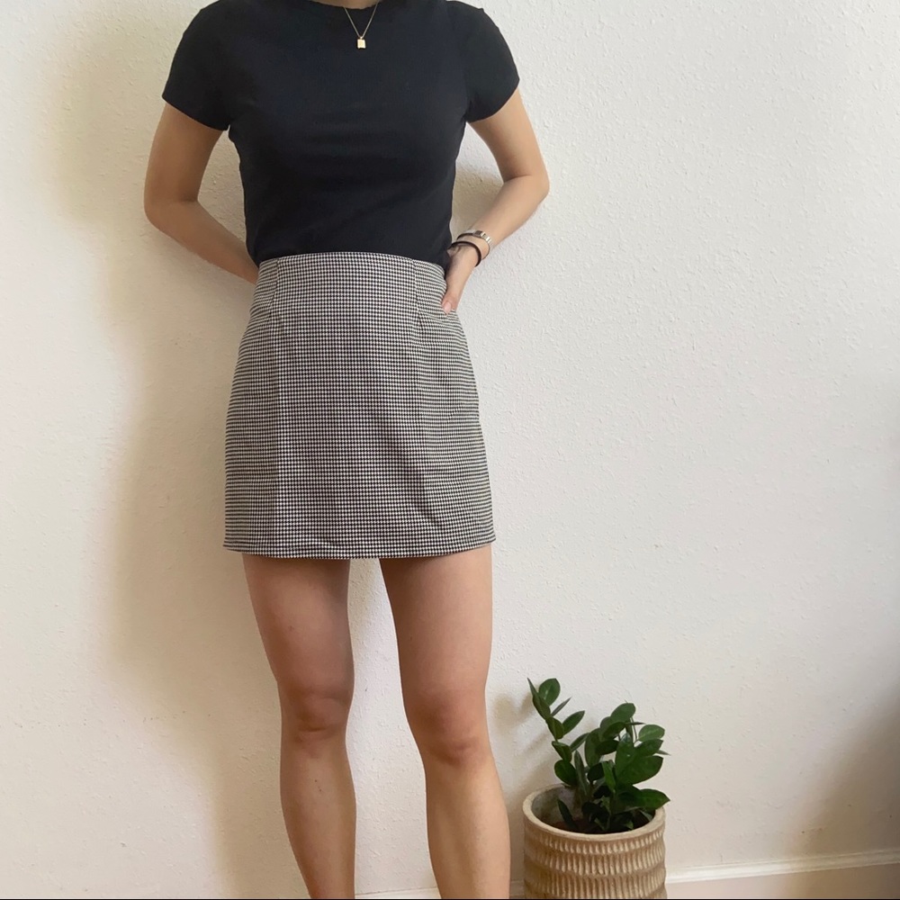 Houndstooth Mini Skirt